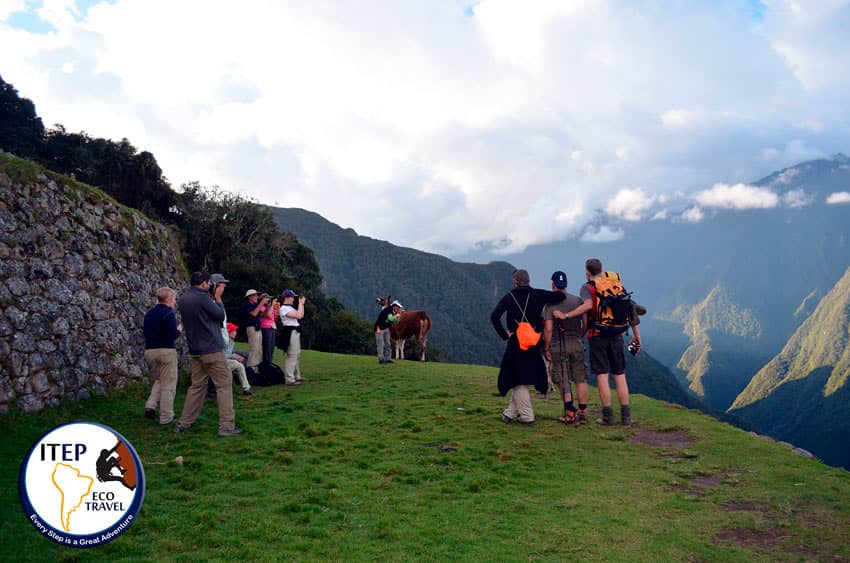 Día 3: Trekking “Pacaymayu hasta Wiñayhuayna”